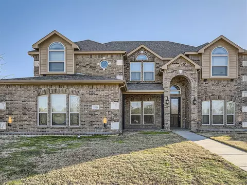 1526 Diamond Creek Ln, Kennedale, TX 76060