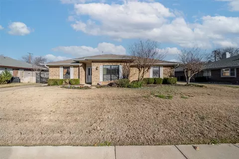 414 Cooper Ln, Coppell, TX 75019