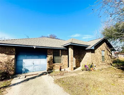 229 2nd St, Gunter, TX 75058