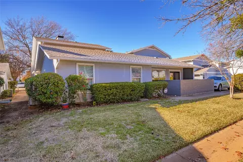 624 Timberline Dr, Hurst, TX 76053