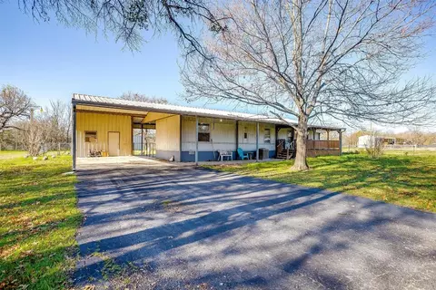 163 S Greenbriar Rd, Whitney, TX 76692