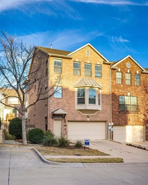 2541 Jacobson Dr, Lewisville, TX 75067