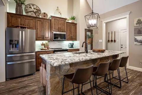 240 Etta Ln, Springtown, TX 76082 photo 9