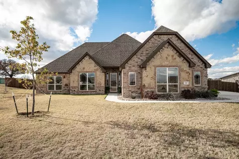 240 Etta Ln, Springtown, TX 76082