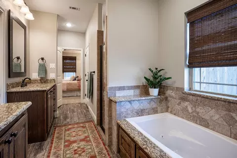 240 Etta Ln, Springtown, TX 76082 photo 17