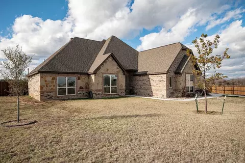 240 Etta Ln, Springtown, TX 76082 photo 2