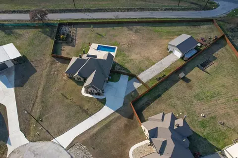240 Etta Ln, Springtown, TX 76082 photo 32