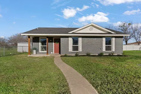 104 Maple St, Itasca, TX 76055