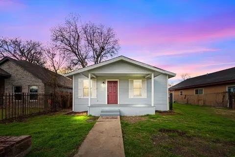 953 E Arlington Ave, Fort Worth, TX 76104