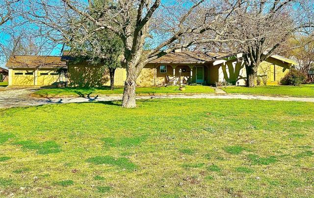 426 W Britton St, Krum, TX 76249