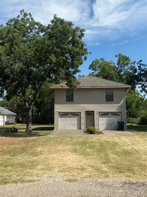 105 SE 4th St, Kerens, TX 75144