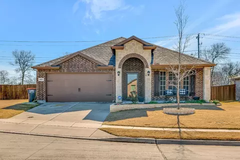 901 Crepe Myrtle Ln, Anna, TX 75409