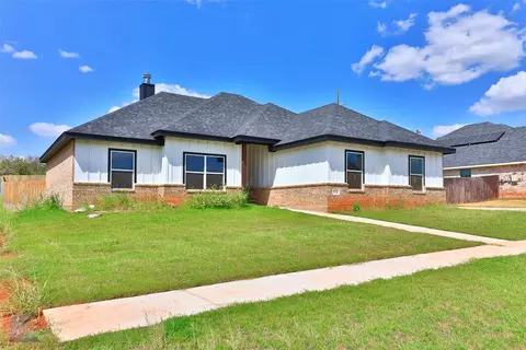 6742 Hillside Ct, Abilene, TX 79606