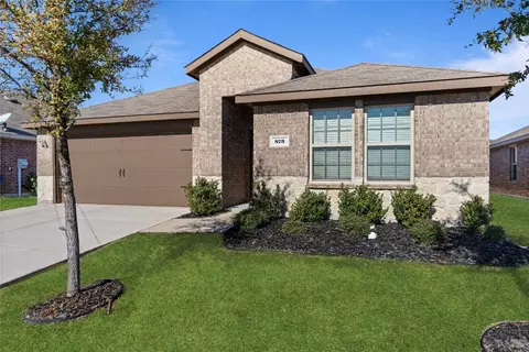 873 Darst Dr, Fate, TX 75189