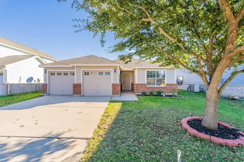 103 Independence Ave, Venus, TX 76084