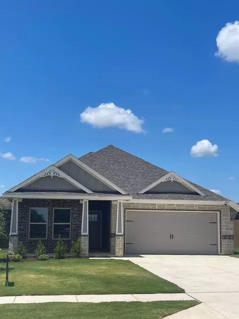 737 Raylan St, Springtown, TX 76082