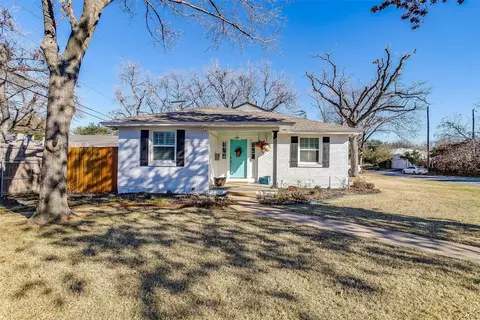 5808 Pershing Ave, Fort Worth, TX 76107