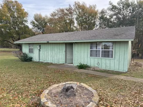 15957 Saint Paul Dr, Caney City, TX 75148