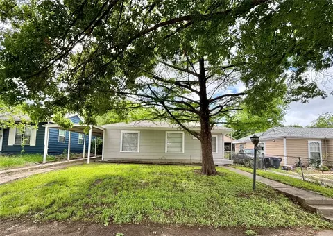 4112 Townsend Dr, Fort Worth, TX 76115
