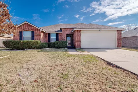1309 Lauren Dr, Burleson, TX 76028