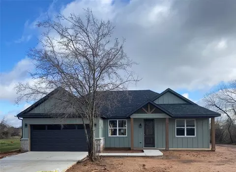 6111 Collins Ct, Granbury, TX 76048