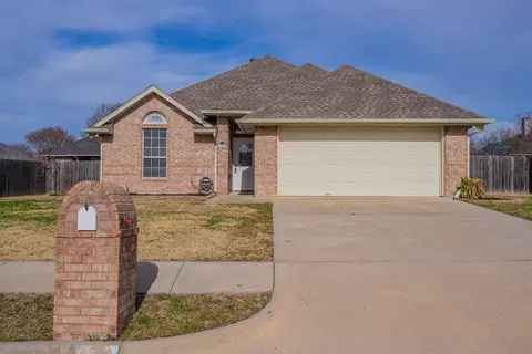 206 Mourning Dove Ln, Krum, TX 76249
