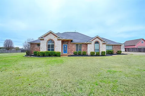 175 Chrestman Ln, Seagoville, TX 75159
