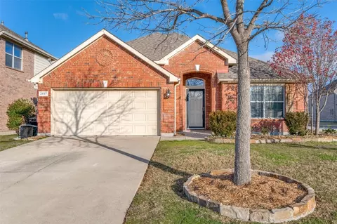 2667 Lake Ridge Dr, Little Elm, TX 75068