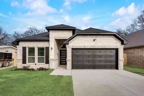 1510 Lakeview Dr, Grand Prairie, TX 75051