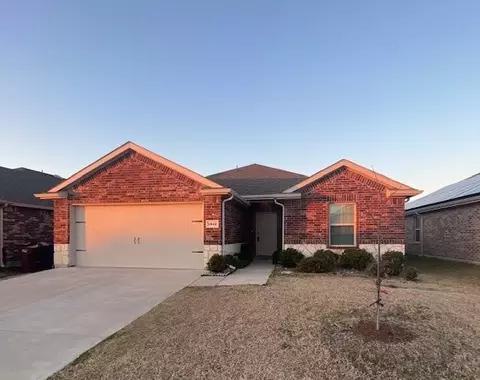 1812 Yale St, Farmersville, TX 75442