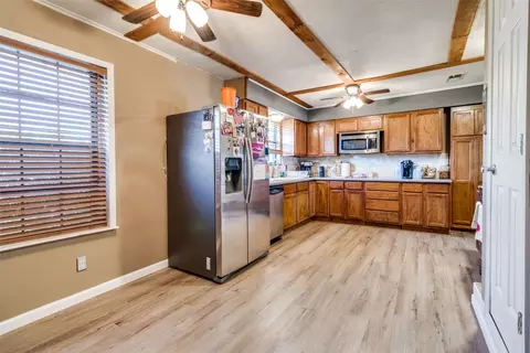 2570 Ford Rd, Howe, TX 75459 photo 4