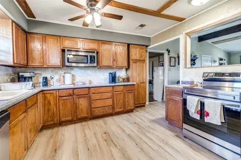 2570 Ford Rd, Howe, TX 75459 photo 3