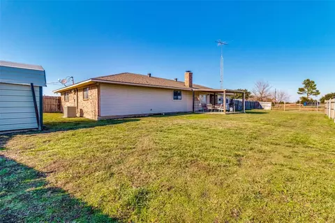 2570 Ford Rd, Howe, TX 75459 photo 11