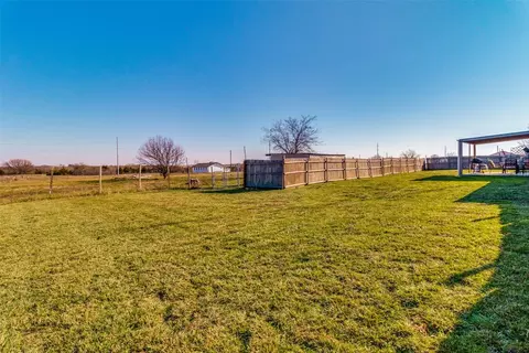 2570 Ford Rd, Howe, TX 75459 photo 13