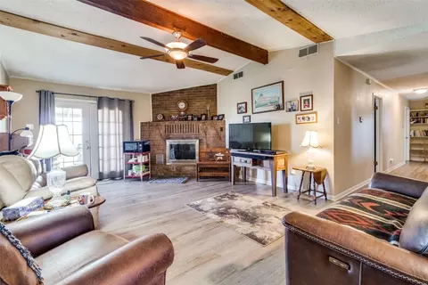 2570 Ford Rd, Howe, TX 75459 photo 2