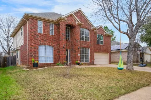 7016 Riverchase Trl, Denton, TX 76210
