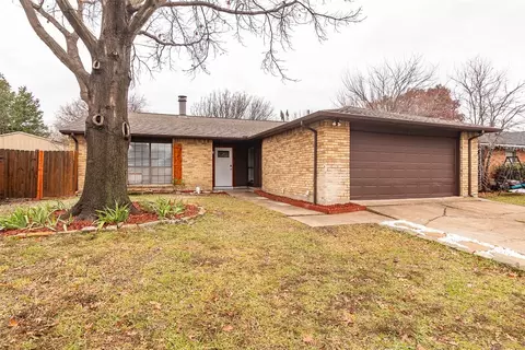 3518 Brookhurst Ln, Arlington, TX 76014