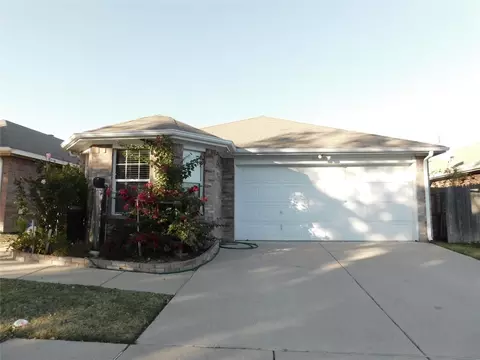 3019 Casa Bella Dr, Arlington, TX 76010