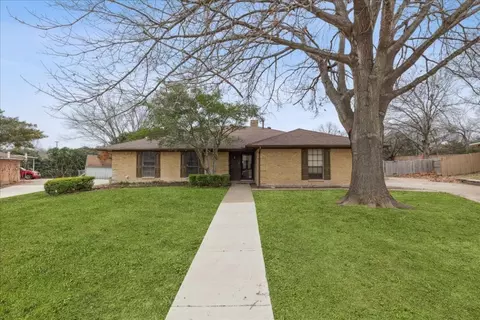 5133 Vera Cruz Dr, Garland, TX 75043