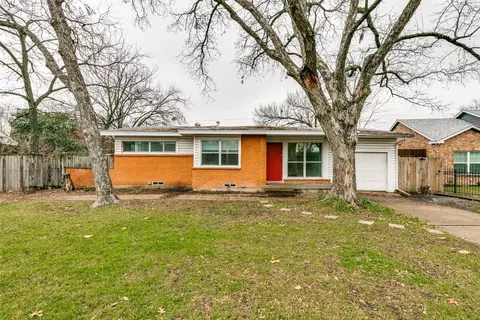 2414 Maverick Ave, Dallas, TX 75228