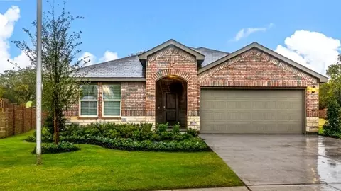 13528 Gunsmoke Ln, Cresson, TX 76035