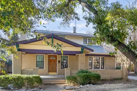 2121 Edwin St, Fort Worth, TX 76110