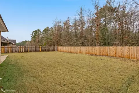 Exterior - 161 Sitka Loop, Haughton, LA 71037 photo 5 of 6