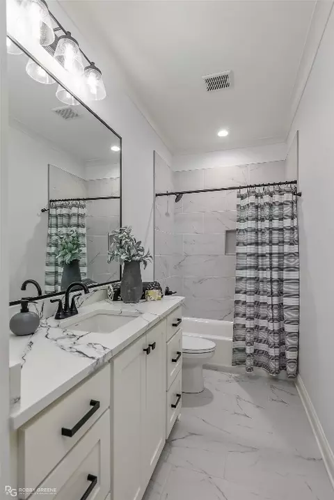 Bath - 161 Sitka Loop, Haughton, LA 71037 photo 5 of 6