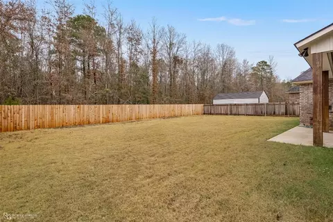 Exterior - 161 Sitka Loop, Haughton, LA 71037 photo 4 of 6
