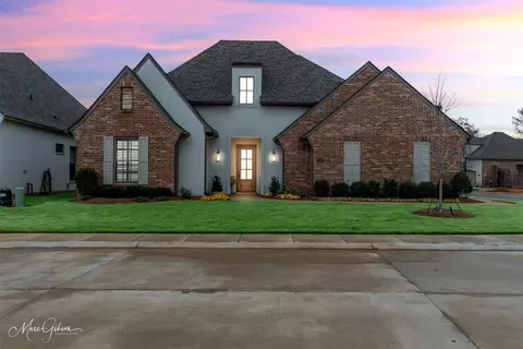 479 Stacey Ln, Bossier City, LA 71111