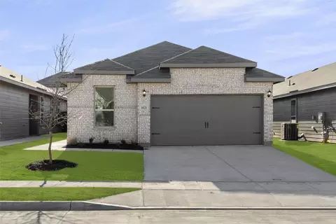 1821 Ash Oak Ln, Forney, TX 75126