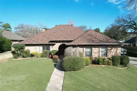 1609 Bedfordshire Dr, Bedford, TX 76021