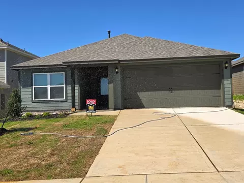 8105 White Sulphur Rd, Ponder, TX 76259