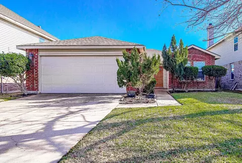 1209 Haley Ln, Burleson, TX 76028